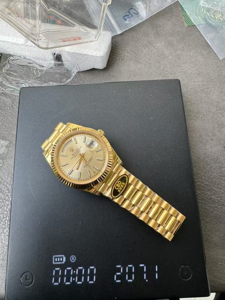 CBD Factory Watches CBD Day Date Yellow Gold 8 768x1024 1 CBD Factory Watches CBD Day Date Yellow Gold 8 768x1024 1