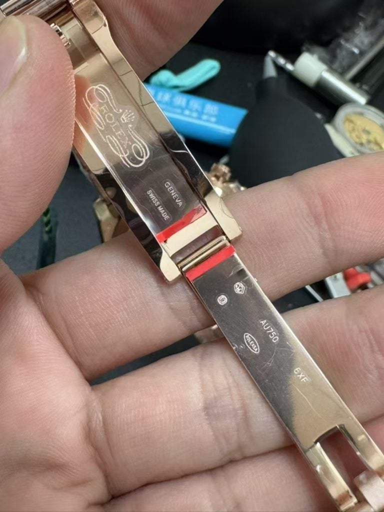 CBD Factory Watches CBD Daytona 5 768x1024 1 CBD Factory Watches CBD Daytona 5 768x1024 1