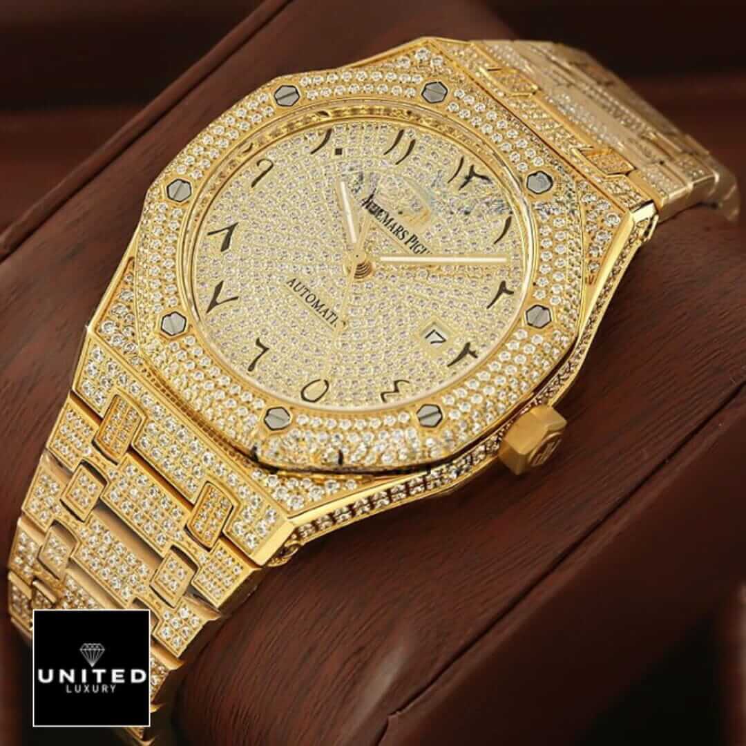 Audemars Piguet Royal Oak Selfwinding AP160SF295 Yellow Gold Iced Out Replica