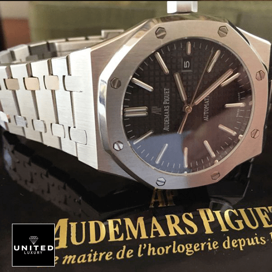 Audemars Piguet Jumboblack Dial Replica on the AP box