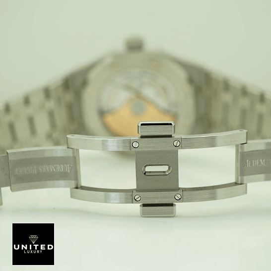 Audemars Piguet Royal Oak Stainless Steel Bracelet Replica opened ckasp