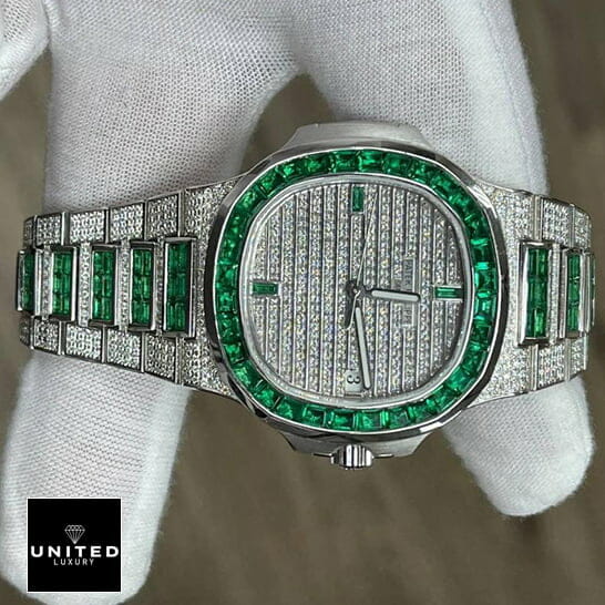 emerald-bezel-5711-replica-2
