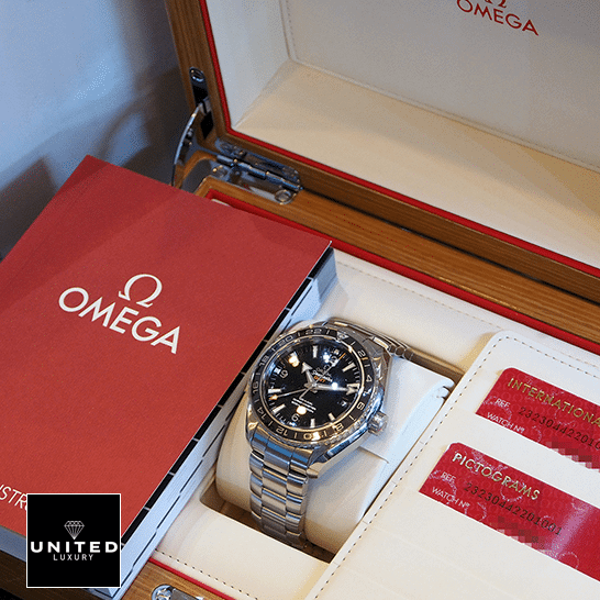 Omega Seamaster Planet Ocean 232.30.44.22.01.001 Replica in the box