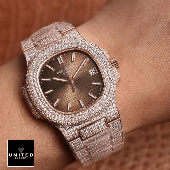 Patek Philippe Nautilus Jumbo Iced Out 5711-R8 Replica on the wrist