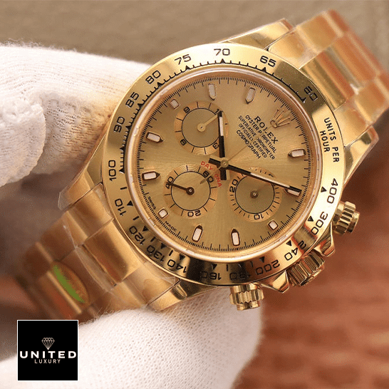 Rolex Cosmograph Daytona Yellow Gold Dial 116508-0013 Replica on his hand